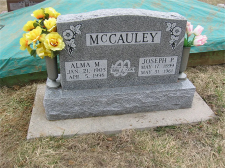Evaluating Marble Monument Manufacturers